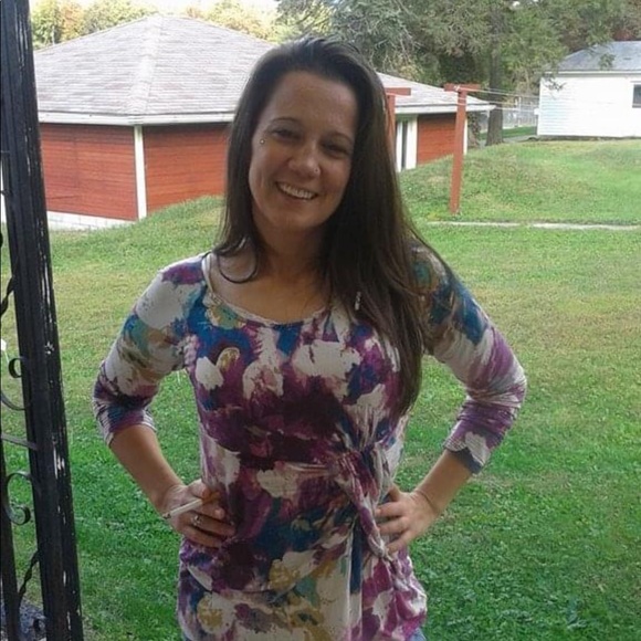 Meet your Posher, Patricia - Picture 1 of 1